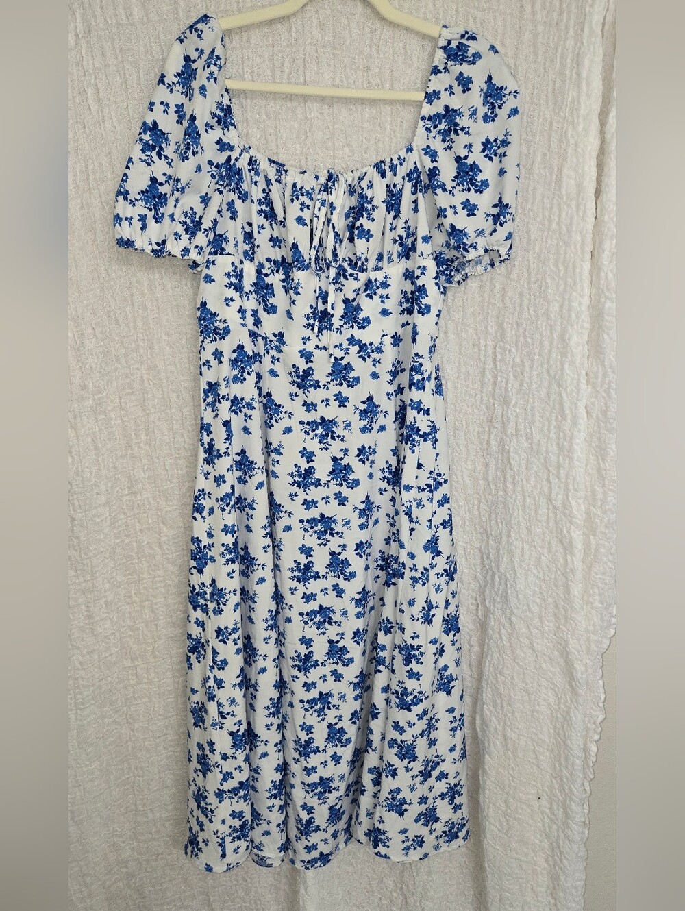 Unknown Brand Size Xl Cottagecore‎ Blue Floral Midi Dress - White Background